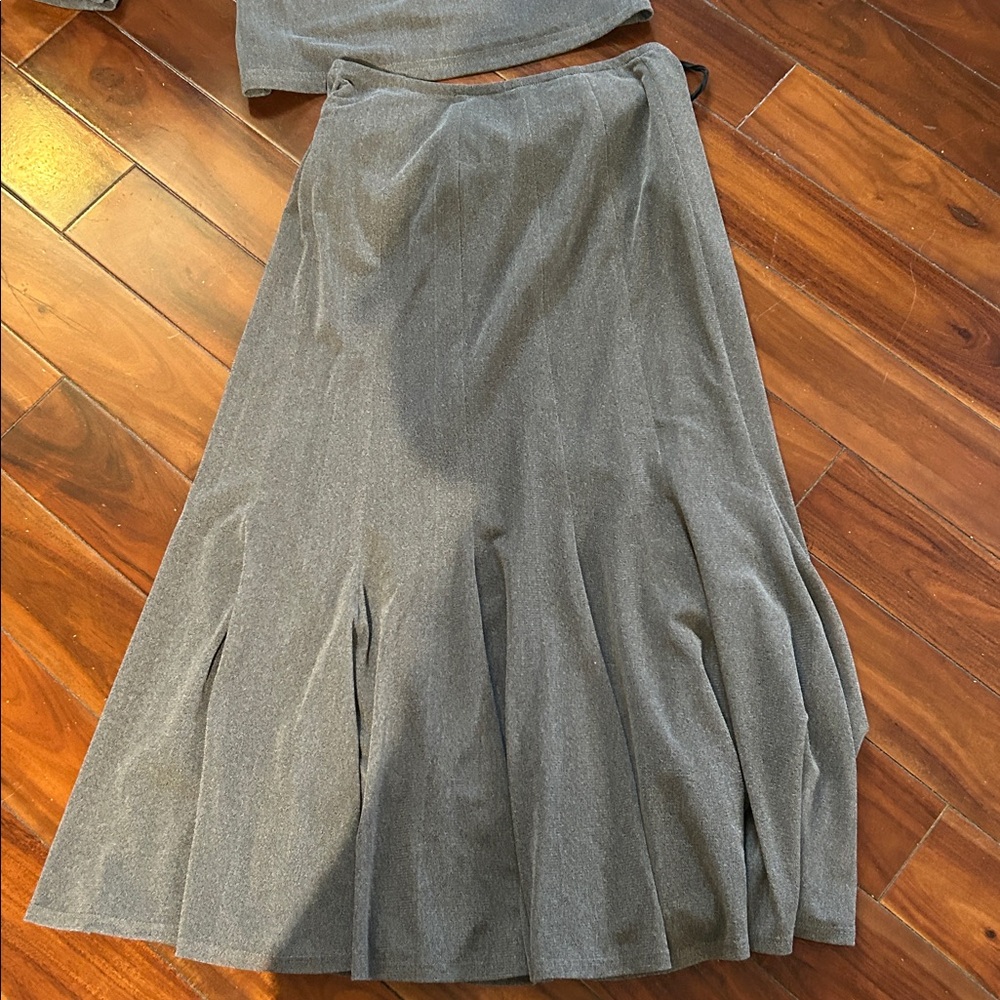 Joseph Ribkoff Gray Skirt Set with Turquoise-Accent Belt - Picture 7 of 8